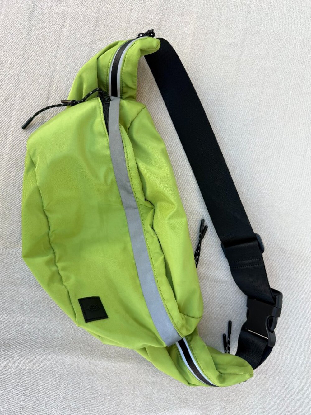 FP Movement Reflective Sling Bag Neon Green
